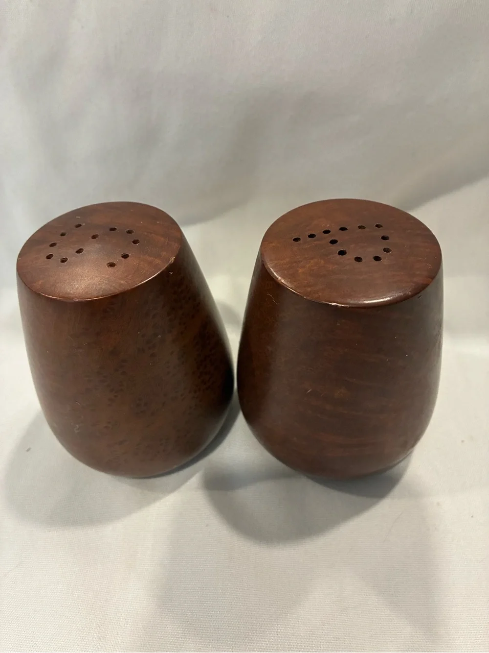 Wooden Salt/Pepper Shakers Mid Century Modern Classic Round Redwood Shakers